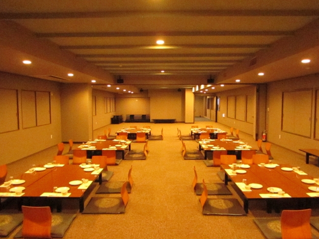 宴会場がリニューアルオープンいたしました。